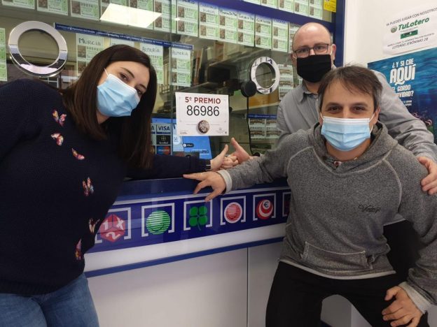 La loteria de Nadal deixa més de 3 milions d'euros a l'Hospitalet de Llobregat